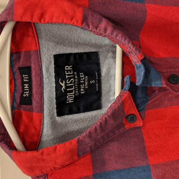 WORN 3X! HOLLISTER SHIRT - Picture 4 of 12